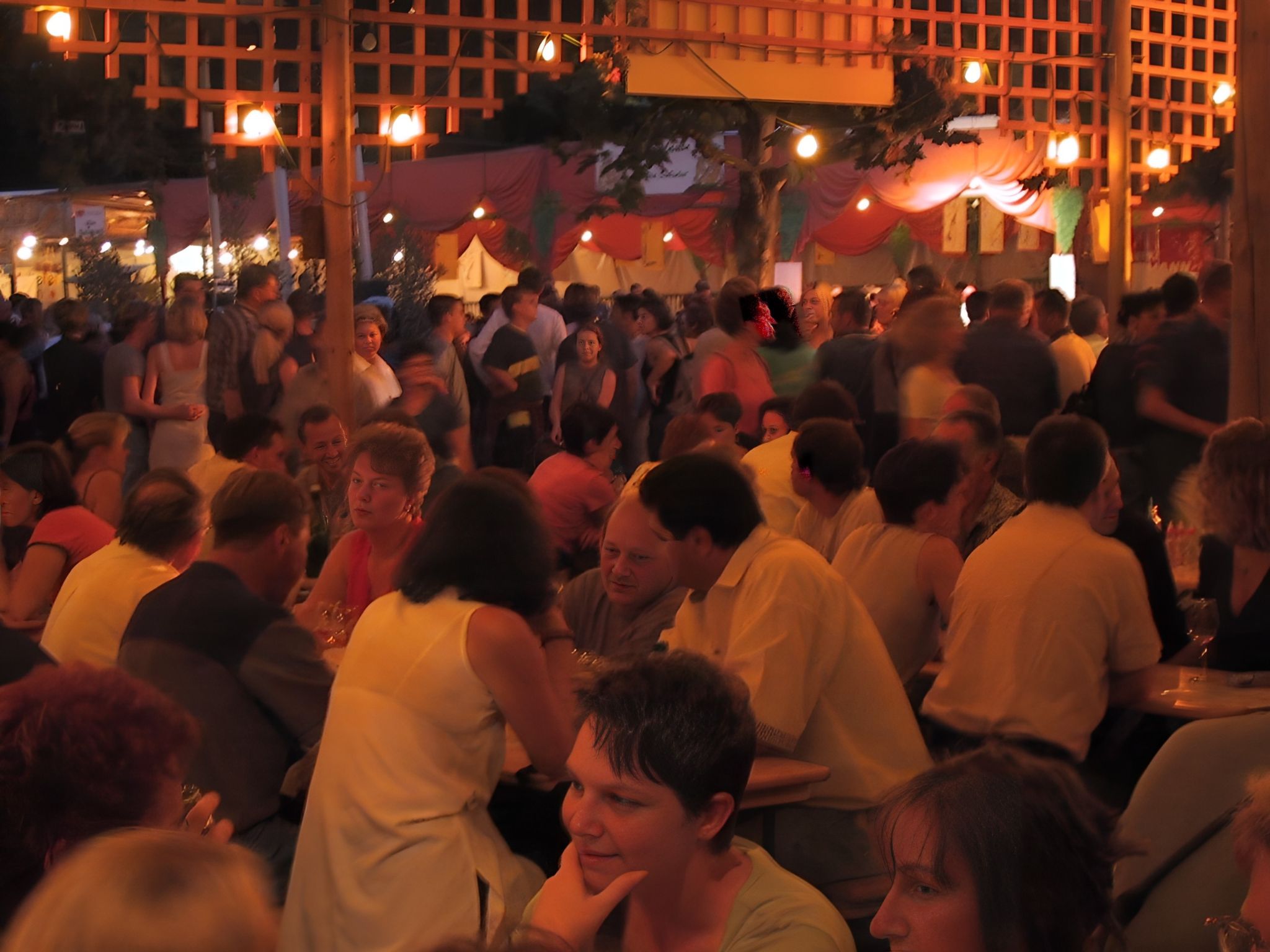 Winzerfeststimmung im Jahr 2000